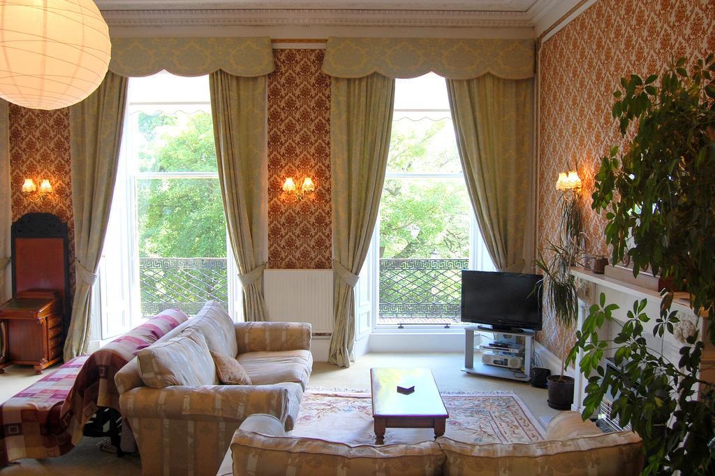 Regent Terrace, Central And Charming, Quiet EDI Room photo
